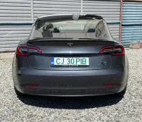 Tesla MODEL 3 — Fotografia 4