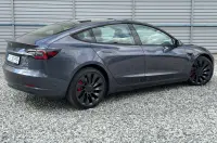 Tesla MODEL 3 — Fotografia 3