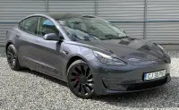 Tesla MODEL 3 — Fotografia 1